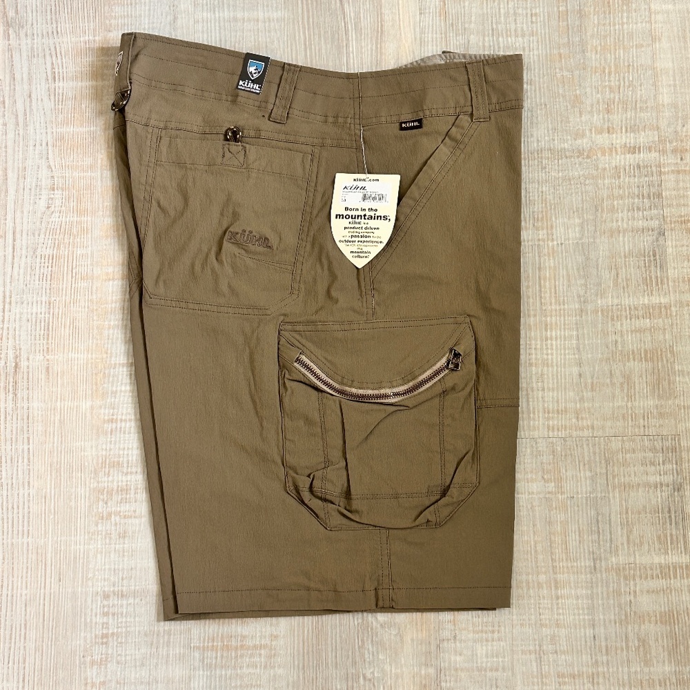 Kuhl Men’s AMBUSH™ CARGO SHORT Color Khaki Style 5149 Sz 38 X 10" Inseam